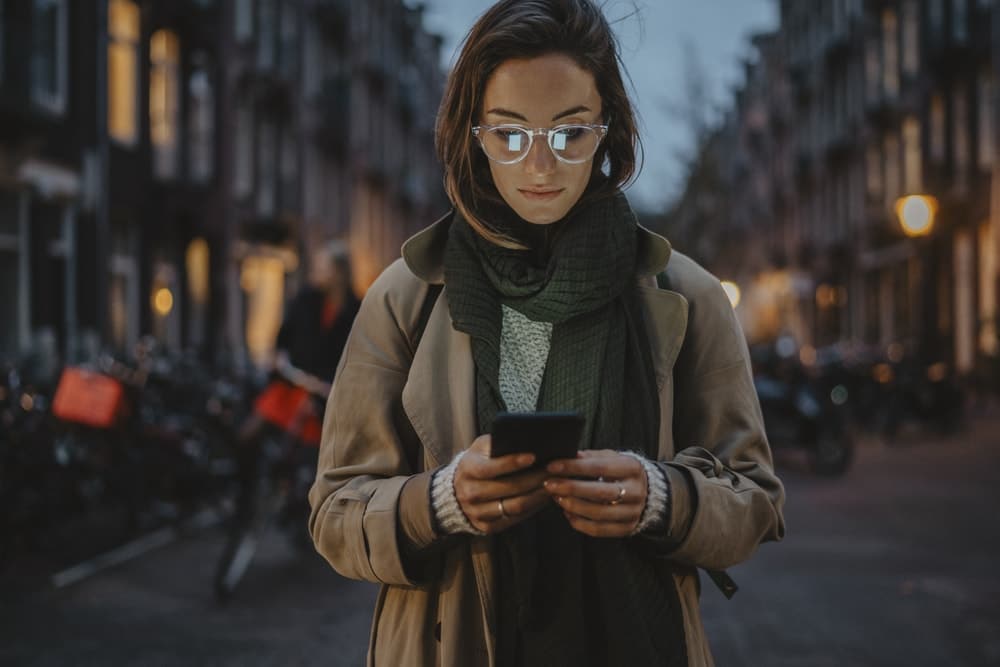 how-to-suss-out-a-scam-artist